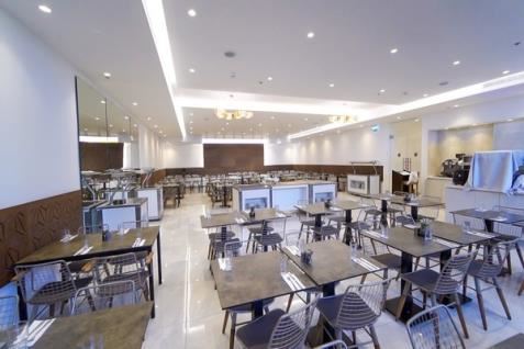 Residence Beach Hotel dinning hall